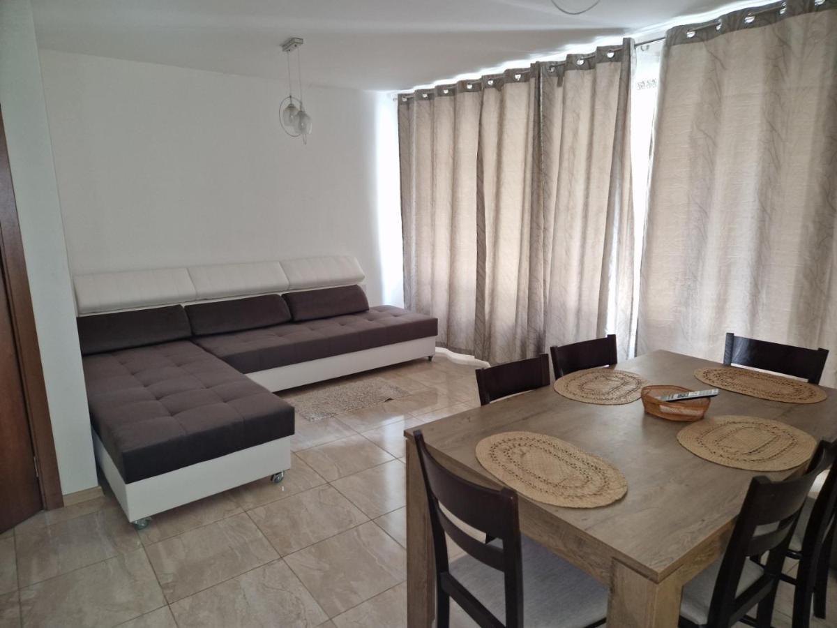 Sea Garden Marina 2 Apartment Varna Exterior photo