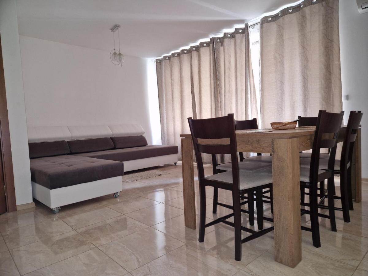Sea Garden Marina 2 Apartment Varna Exterior photo